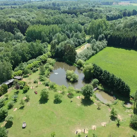 ספינת מלון Le Bateau Sur Prive De 2 Hectares Poissonneux Au Milieu Des Bois Florennes