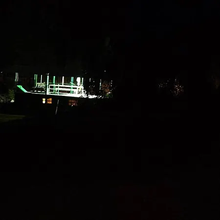 Le Bateau Sur Prive De 2 Hectares Poissonneux Au Milieu Des Bois * Florennes